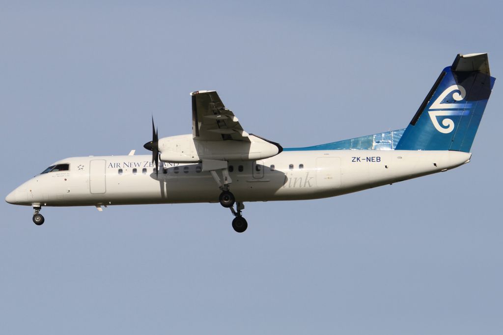 de Havilland Dash 8-300 (ZK-NEB)