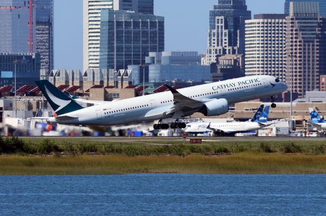 Airbus A350-900 (B-LQA)