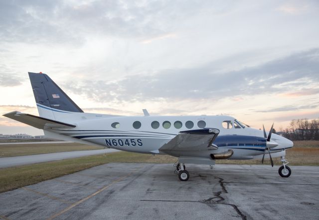Beechcraft King Air 100 (VTE604)