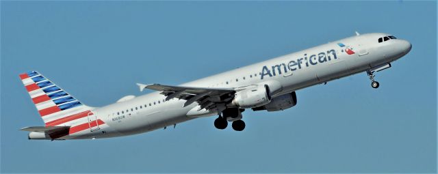 Airbus A321 (N169UW) - phoenix sky harbor international airport 01FEB20