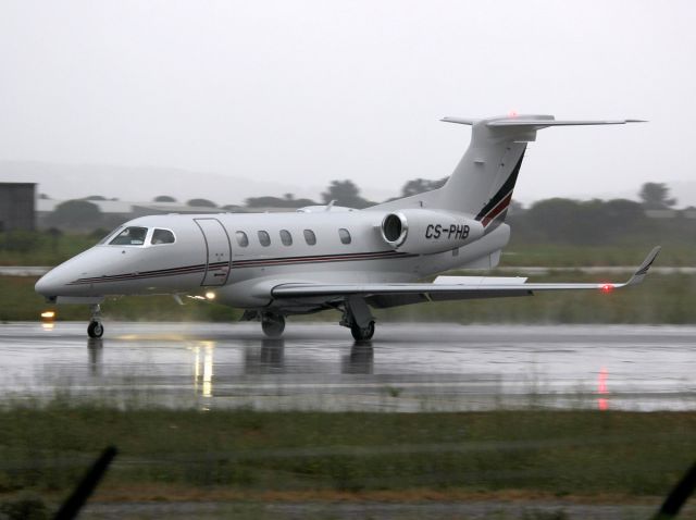 Embraer Phenom 300 (CS-PHB) - 13 aout 2014