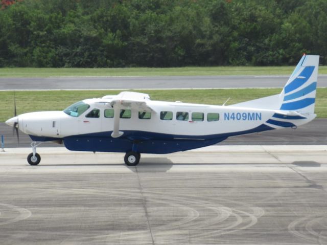 Cessna Caravan (N409MN)
