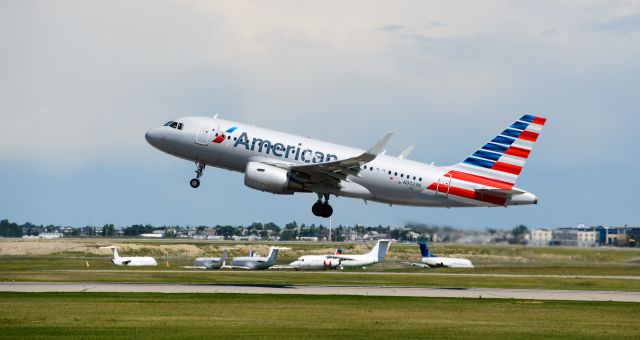 Airbus A319 (N9023N)