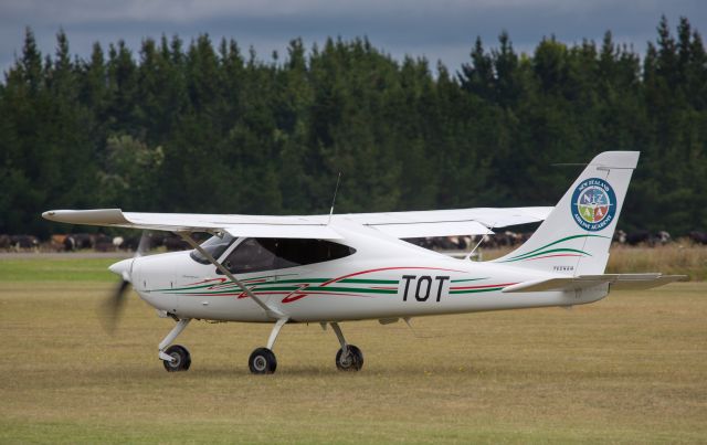 TECNAM P-2008 (ZK-TOT)