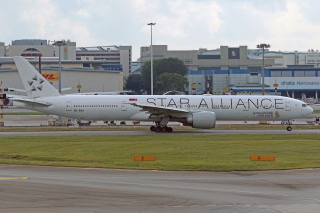 BOEING 777-300 (9V-SWI) - Star Alliance livery