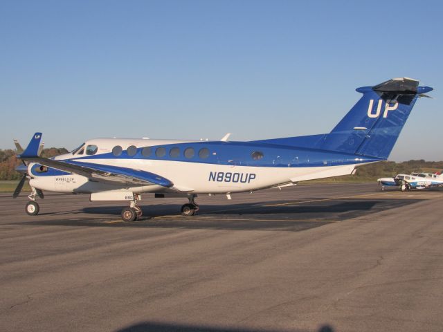 Beechcraft Super King Air 350 (N890UP)