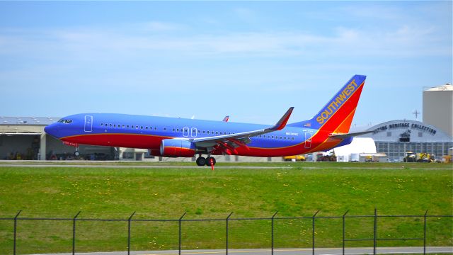 Boeing 737-800 (N8305E) - Flight SWA8702 KBFI to KPAE. Touches down on runway 34L. The aircraft was just delivered to SWA at KBFI on 4/23/12.