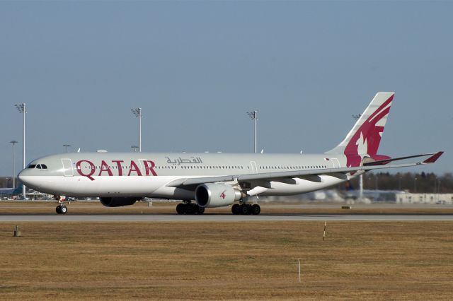 Airbus A330-300 (A7-AEC) - Airbus A330-302 Qatar Airways A7-AEC EDDM/MUC 22.Feb.2016