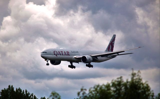 BOEING 777-300 (A7-BEH) - 2021