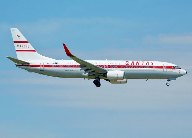 Boeing 737-800 (VH-VXQ)