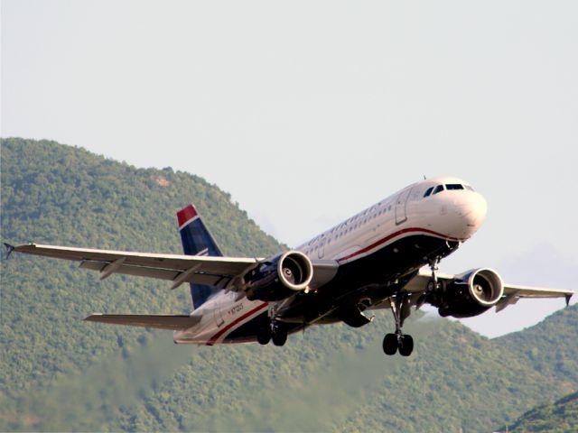 Airbus A319 (N712US)