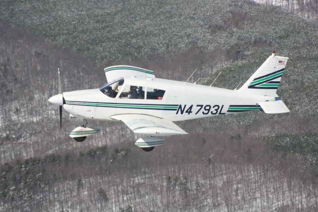 Piper Cherokee (N4793L)