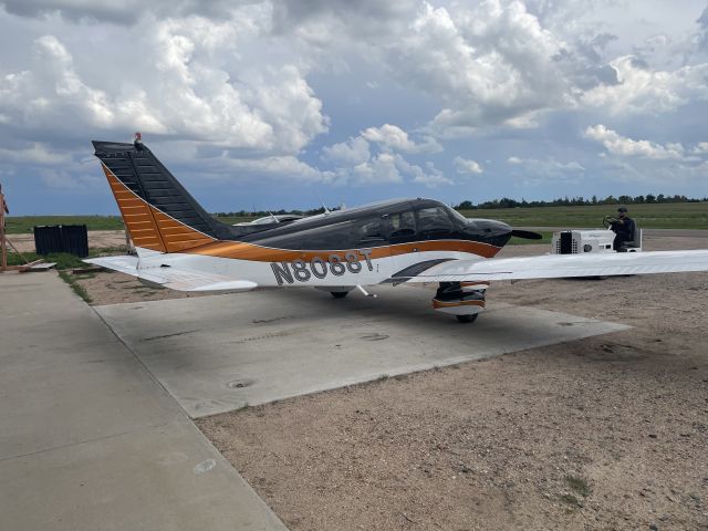 Piper Cherokee (N8088T)