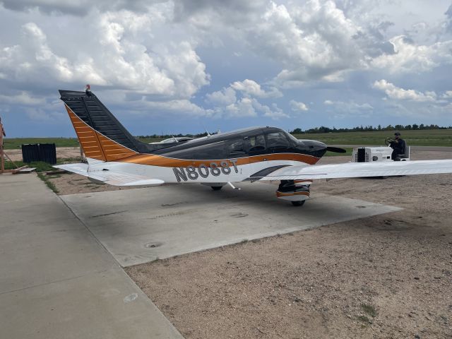 Piper Cherokee (N8088T)