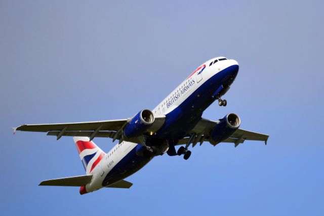 Airbus A320 (G-EUYA) - British Airways - A320-232 (G-EUYA) departing NCL on its LHR route. (Photo JUN 2016)