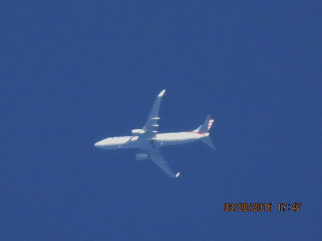 Boeing 737-800 (N942NN) - American Airlines flight 88 from San Jose Del Cabo to ORD over Southeastern Kansas at 37,000 feet.