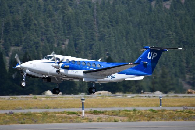 Beechcraft Super King Air 350 (N857UP) - GAJ857