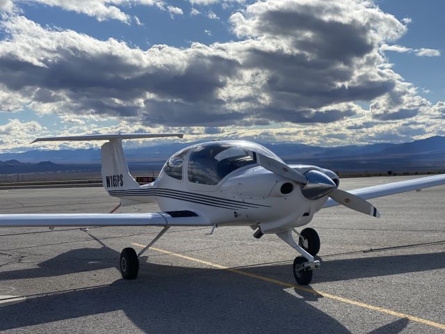 Diamond Star (N165PS)
