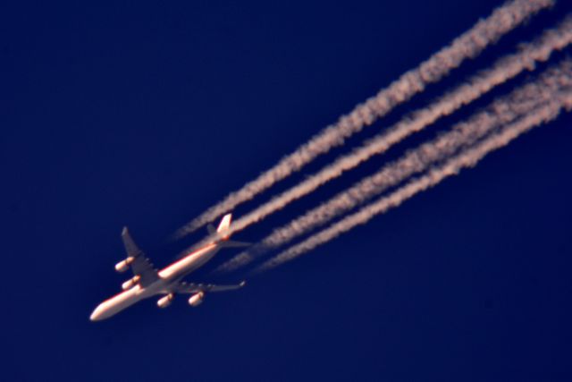 Airbus A340-600 (EC-JCY) - Iberia 6171 Barajas Intl to Los Angeles Intl over Cleveland 38,000 ft. 10.19.15.