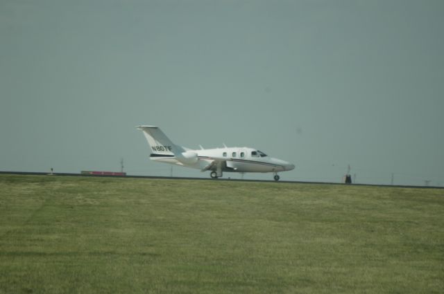 Eclipse 500 (N80TF)