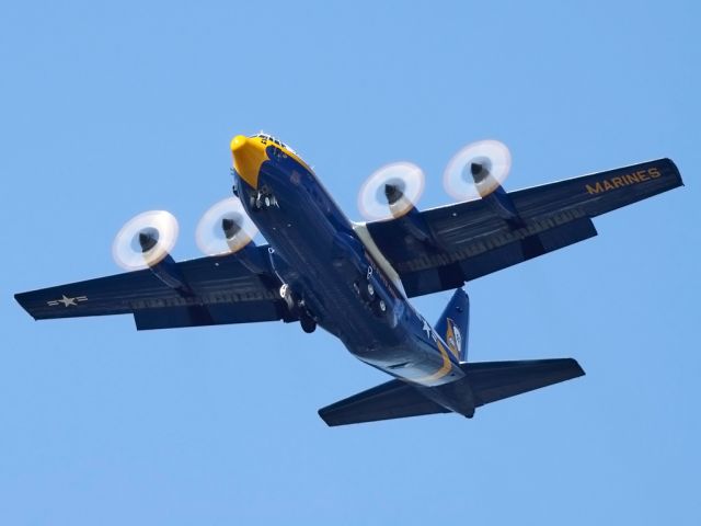 Lockheed C-130 Hercules (16-4763) - Fat Albert at NAS Oceana