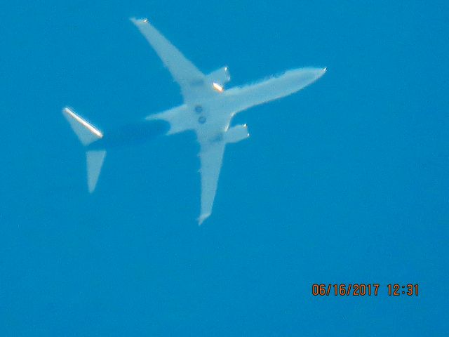 Boeing 737-900 (N270AK)