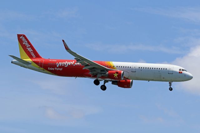 Airbus A321 (VN-A542)