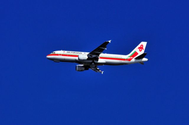 Airbus A320 (CS-TNE) - Changed hands many times, finished its days in Australia as Air Australia VH-YQC,Feb. 2012