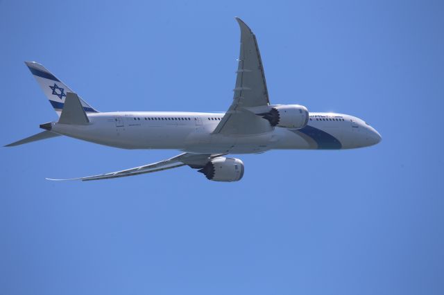 Boeing 787-9 Dreamliner (4X-EDC)