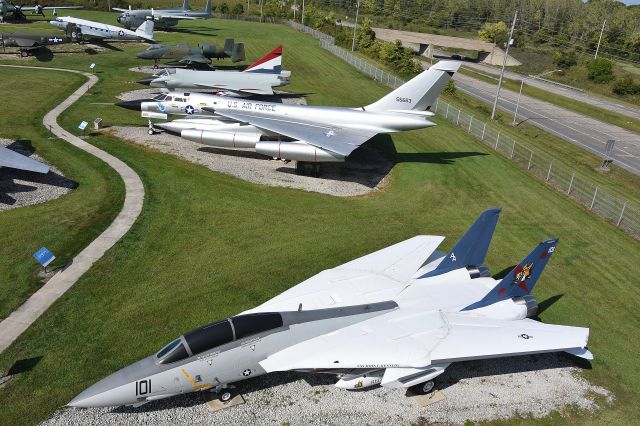 Grumman F-14 Tomcat (16-2912) - Enough to make an airplane lover drool.