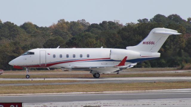 Bombardier Challenger 300 (N155SL) - Quite a nice Challenger 350 departing to Houston, TX. It appears to have a small Texas flag near the door as well.