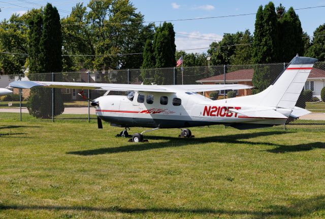 Cessna P210 Pressurized Centurion (N210BT)