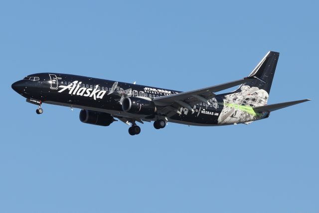 Boeing 737-800 (N538AS) - Alaska's 'Star Wars: Galaxy’s Edge' special scheme