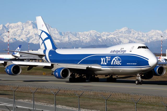 Boeing 747-200 (VP-BIG)