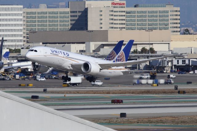 Boeing 787-8 (N45905)