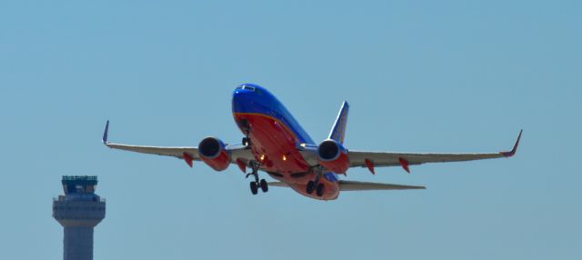 Boeing 737-700 (N706SW) - Shot with a Nikon D3200 w/ Nikkor 70-300mmbr /Best viewed in Full Size