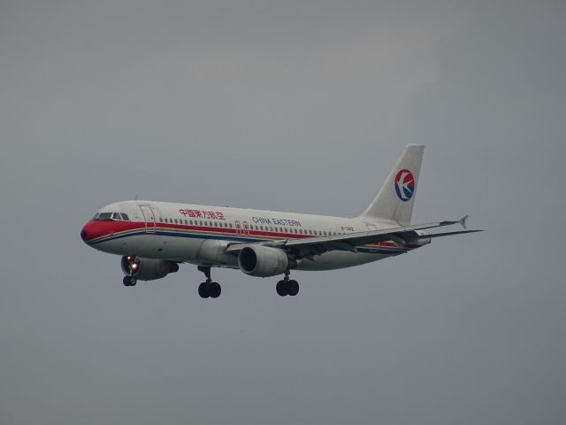 Airbus A320 (B-2412)