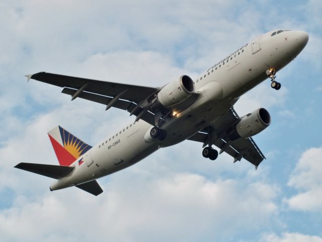 Airbus A320 (RP-C8612)