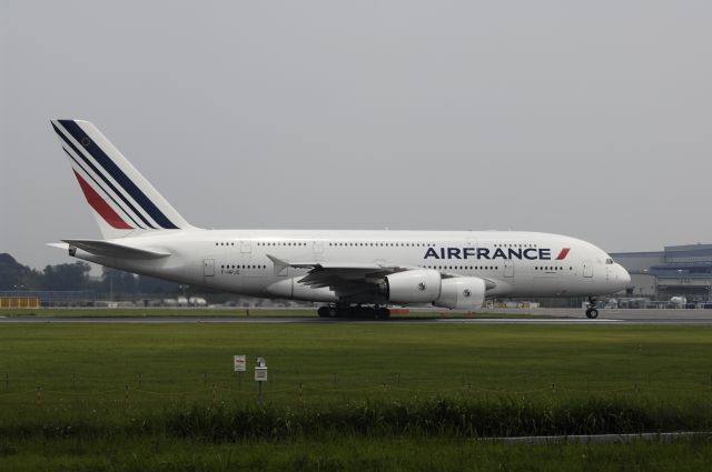 Airbus A380-800 (F-HPJC) - Departure at Narita Intl Airport Rwy16R on 2013/07/10