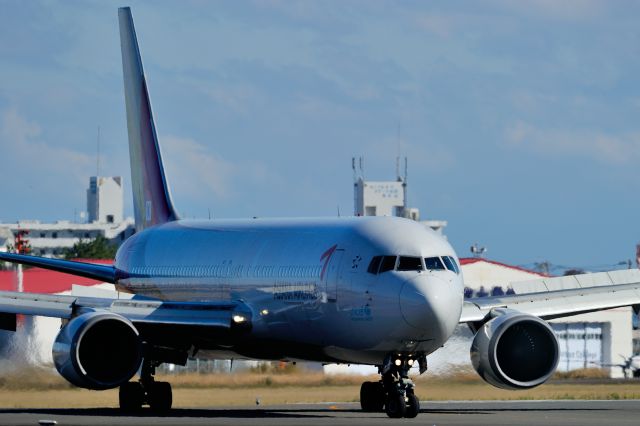 BOEING 767-300 (HL7528)