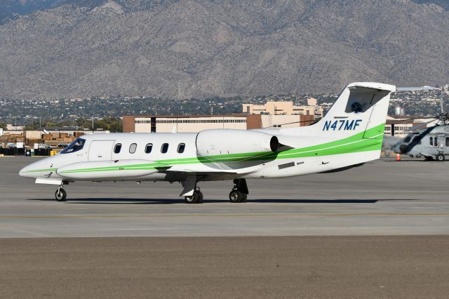 Learjet 35 (N47MF)