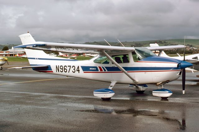 Cessna Skyhawk (N96734) - CESSNA - 182Q SKYLANE II - REG : N96734 (CN ) - PARAFIIELD AIRPORT ADELAIDE SA. AUSTRALIA - YPPF 25/8/1986