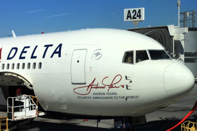 BOEING 767-300 (N16065) - This Delta 767-300ER is wearing the special cheek-stamp commemorating Andrew Young.