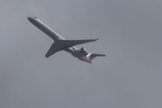 Canadair Regional Jet CRJ-200 (N245LR)