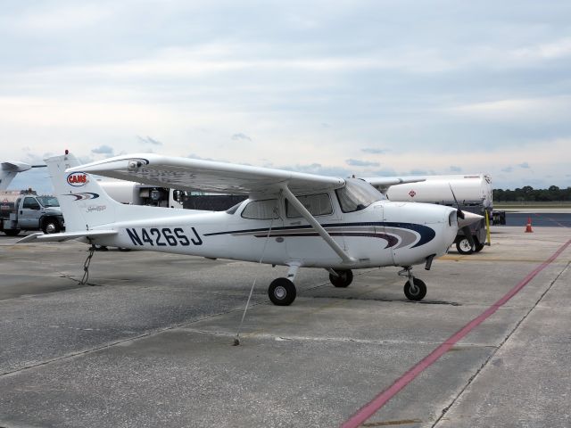 Cessna Skyhawk (N426SJ)