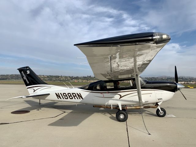 Cessna 206 Stationair (N198RN)