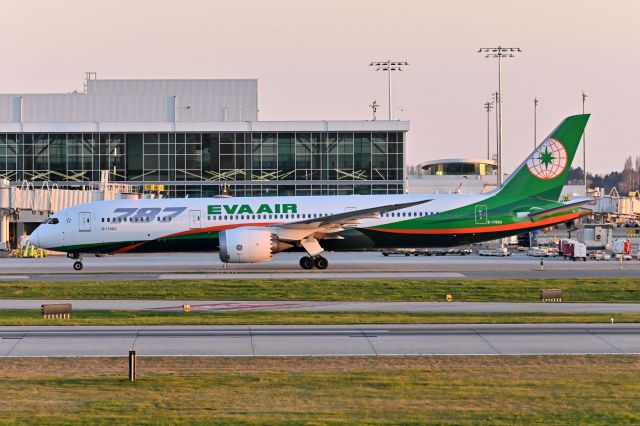 Boeing 787-9 Dreamliner (B-17882)