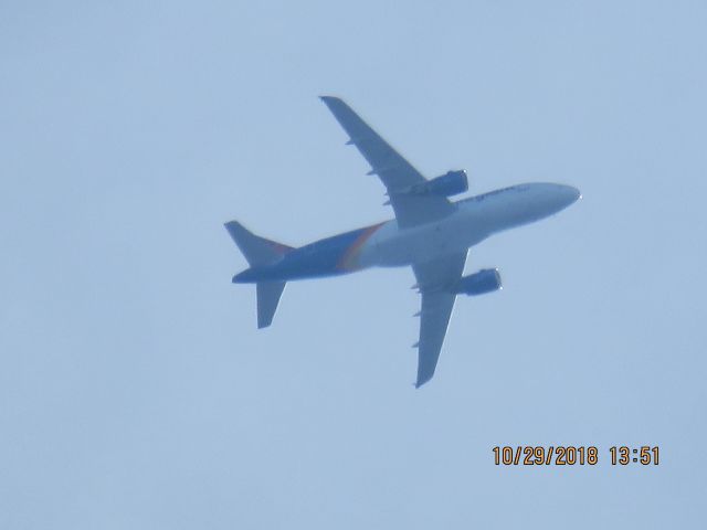 Airbus A319 (N312NV)