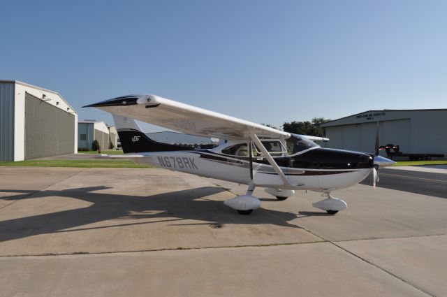 Cessna Skylane (N678RK)