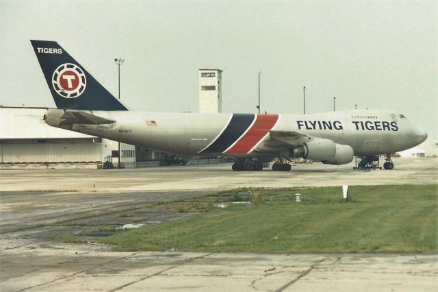 Boeing 747-200 (N814FT)